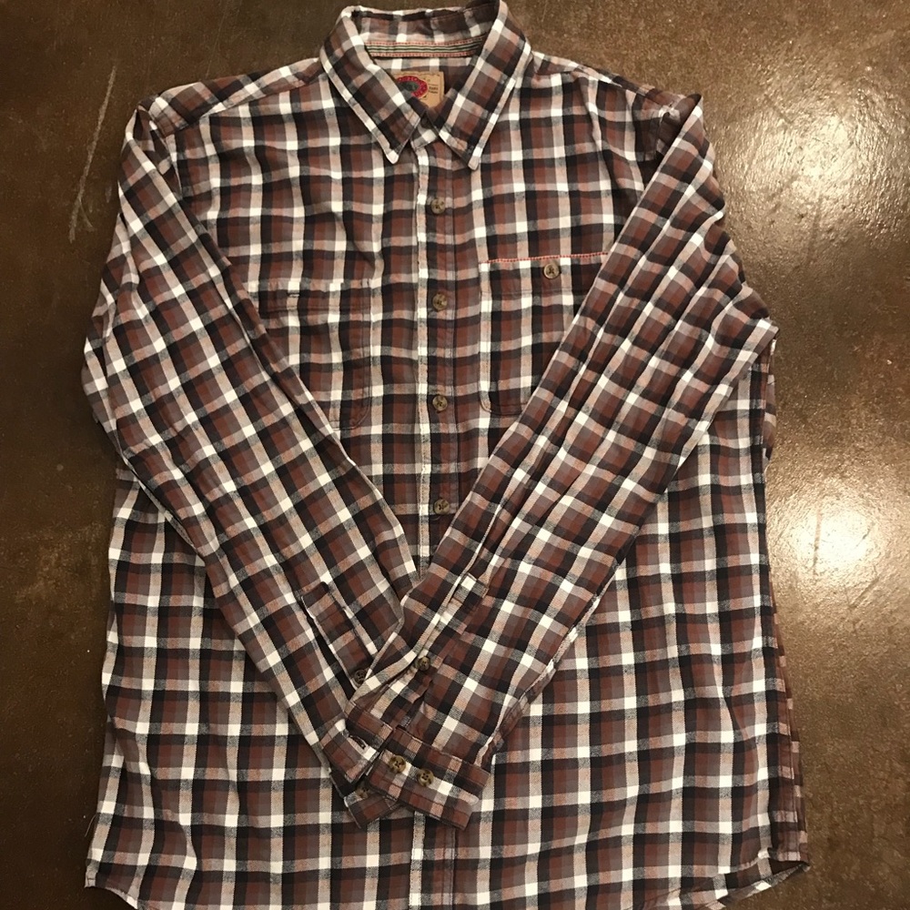 Men’s flannel button up size L